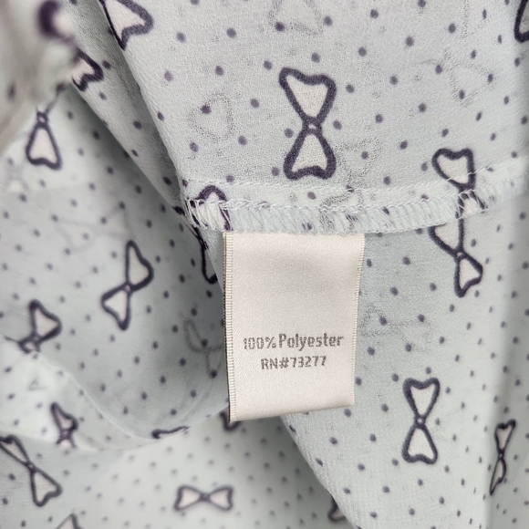NWT Disney Collab Lauren Conrad Size M Pale Blue Bow Print Button Down Blouse - Picture 13 of 15